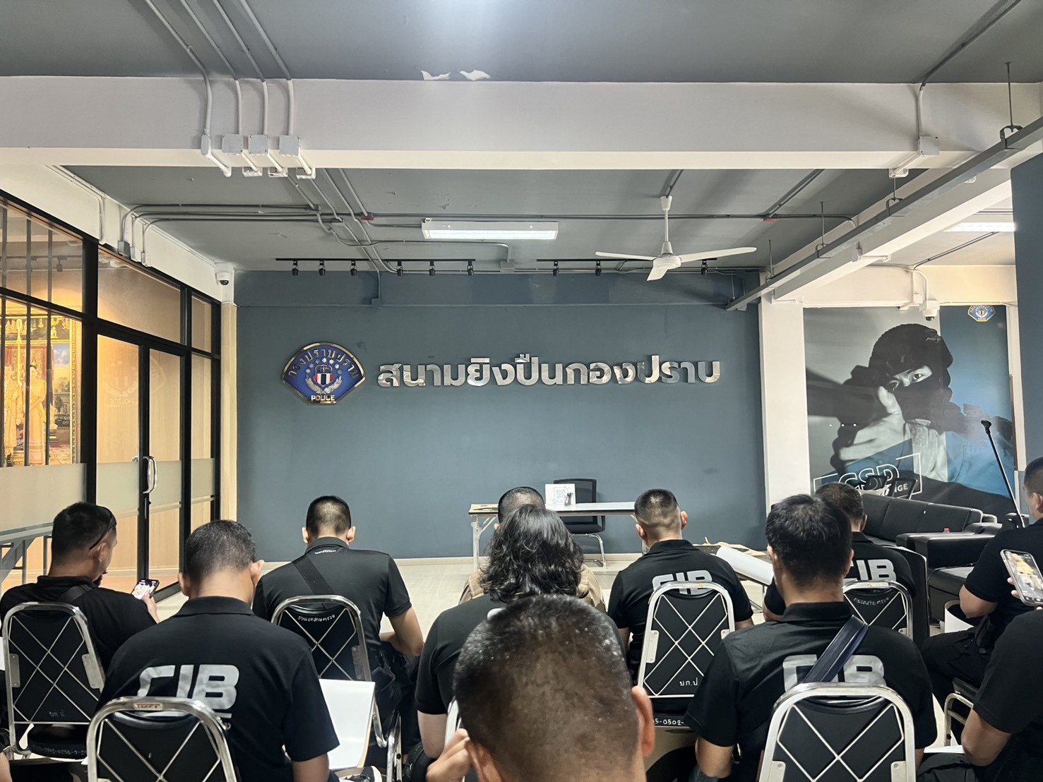 ทดสอบยิงปืนพกสั้นทางยุทธวิธี